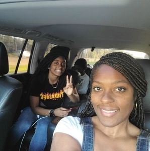 Meet your Posher, Regina